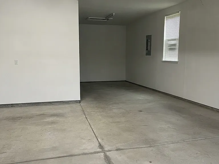 3 Car Garage