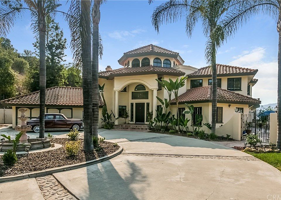 1st image of 20401 Blue Mountain Dr
