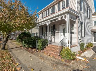 13 Union St, Medford, NJ 08055