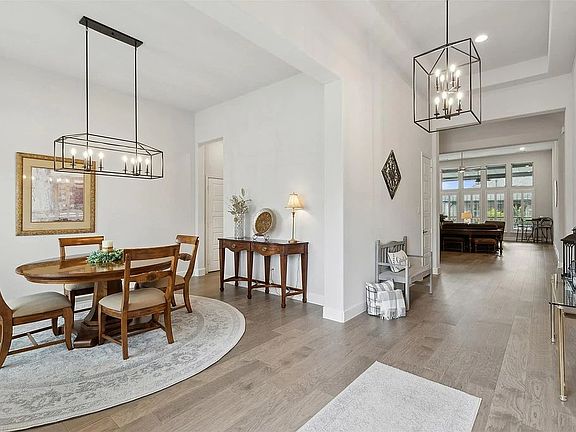 Formal Dining 