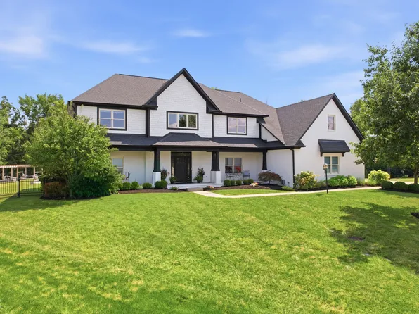 3803 Steeplechase Dr, Carmel, IN 46032