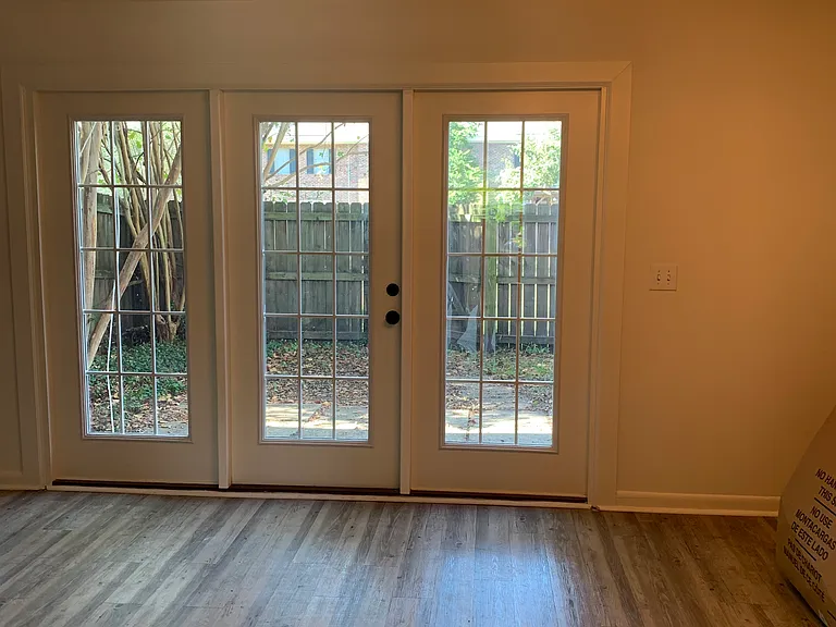 211 Heritage Cir — Photo 4