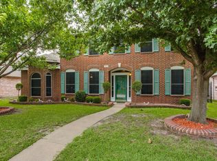 915 Sumner Dr, Mesquite, TX 75149