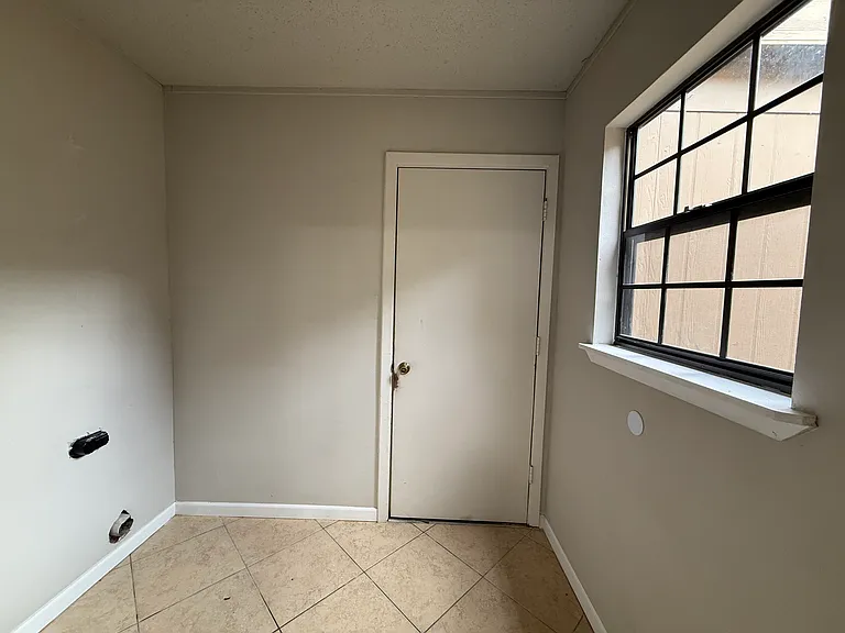 329 Pinchback Rd — Photo 17