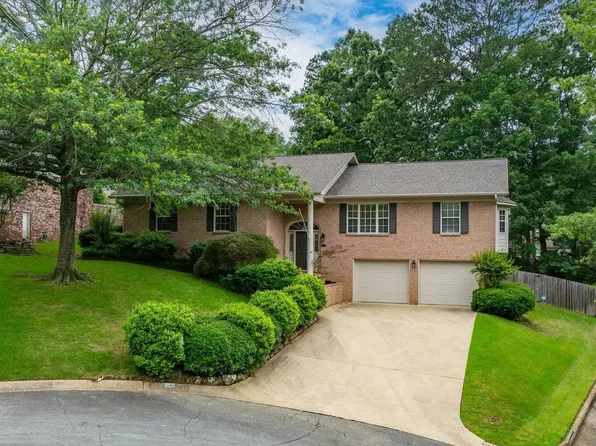 14 Cambay Ct, Little Rock, AR 72211