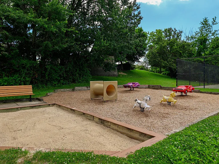 Stonehaven Apartments — Photo 45