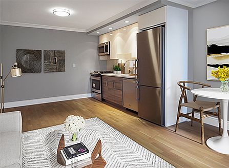 3rd image of 310 Greenwich St APT 38D