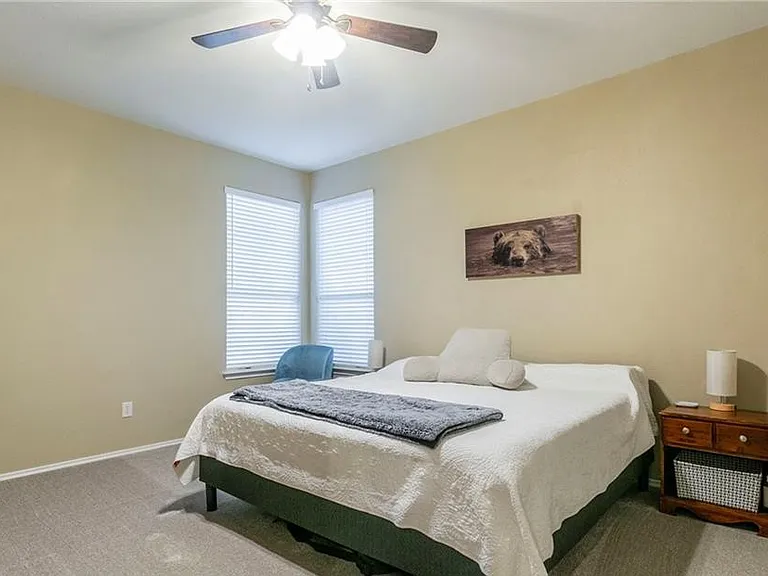 6707 Bayberry Dr — Photo 7
