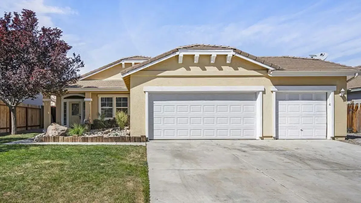 4 bed, 1807 sqft, $2,500 — Photo 1