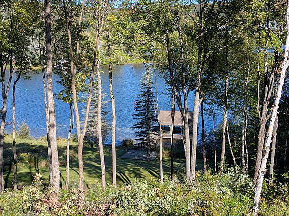 2nd image of 577 Canal Rd