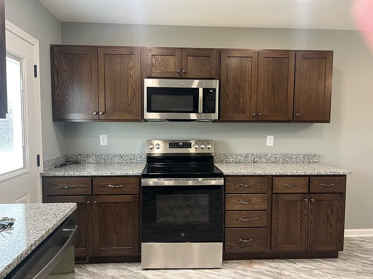 500 Hunters Cir #B — Photo 11