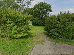 554 & 610 S Chillicothe Rd, Aurora, OH 44202
