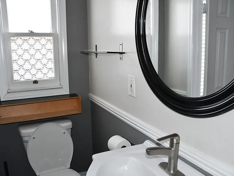 629 W Culver Ave — Photo 26