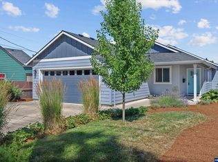 1326 SW 9th St, Dallas, OR 97338