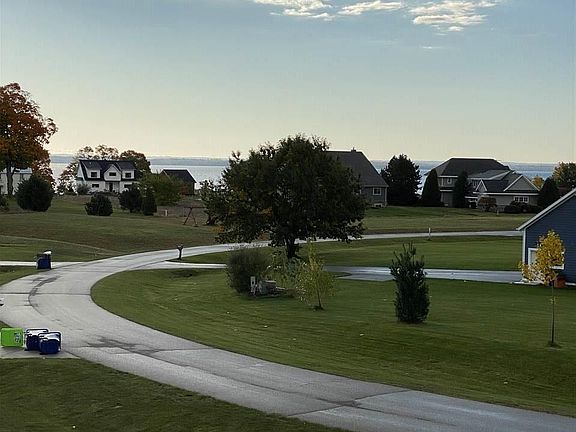 2nd image of 3859 Smokey Cove Dr