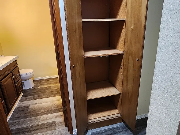 624 W Cedar St #11 — Photo 8