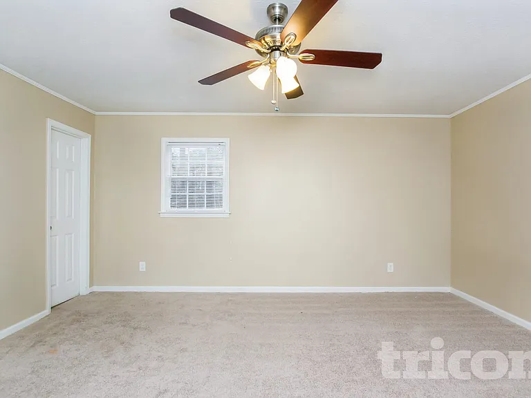 55 Henson Cir — Photo 9