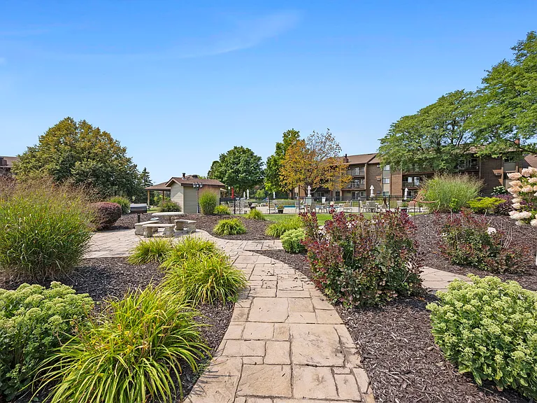 3420 Golfview Dr #123 — Photo 48