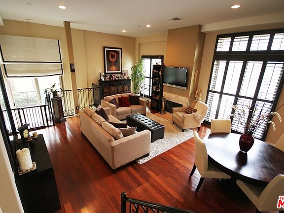 4th image of 11444 Moorpark St Unit 101