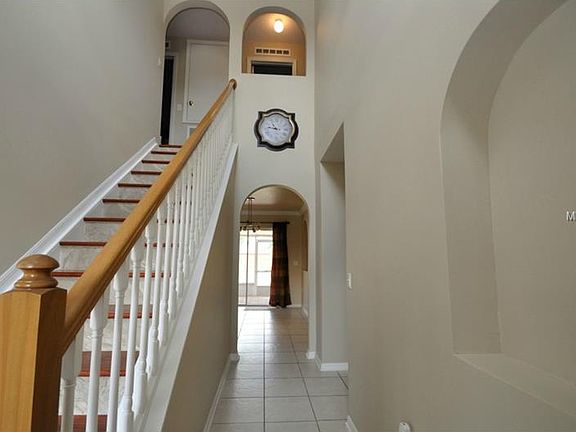 2nd image of 844 Westcliffe Dr