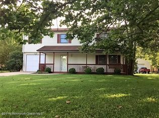 500 Frank Applegate Rd, Jackson, NJ 08527