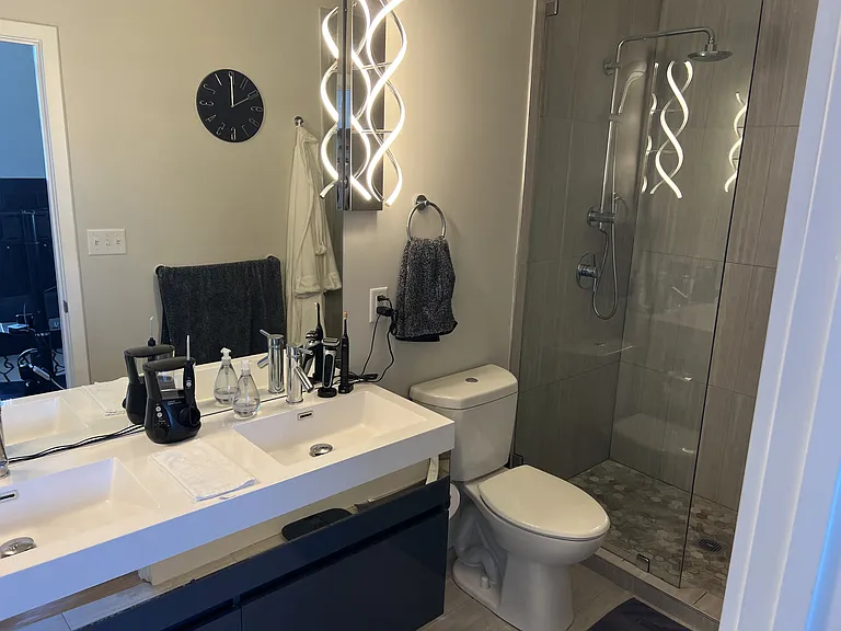 204 Spencer Ave #10 — Photo 15