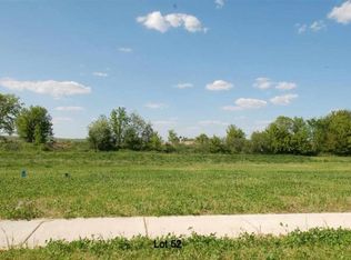 849 Goldfinch Ln, Marshall, WI 53559