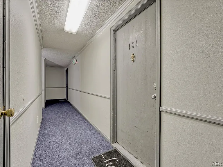 491 S Kalispell Way #101 — Photo 3