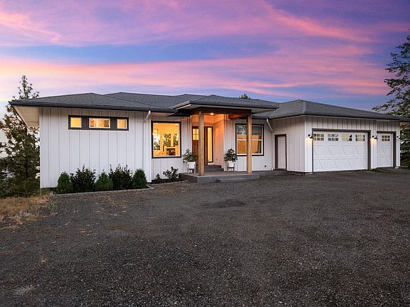 3rd image of 4022 S Ghering Ln