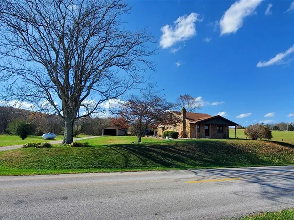 2425 Lonoke Rd, Horse Cave, KY 42749