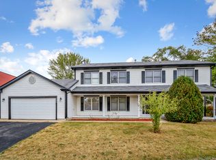 993 Harvest Dr, Antioch, IL