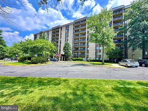 3101 S Manchester St #308 Photo 1