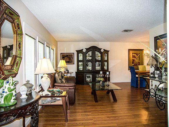 4th image of 16031 E Harlena Dr