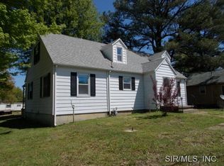 1301 W Broadway St, Steeleville, IL 62288
