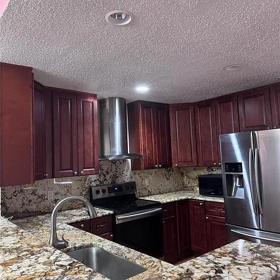 138 Pinewood Cir — Photo 8