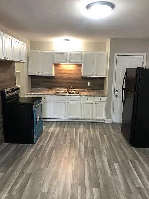 1st image of 104 N Niles St #4