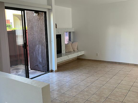 4th image of 13825 Beaver St Unit 34