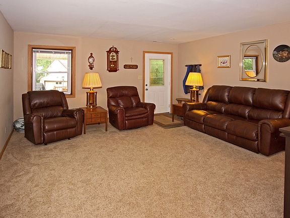 4th image of 66 Adair Ln
