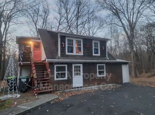 4036 Manor Dr #101, Stroudsburg, PA 18360