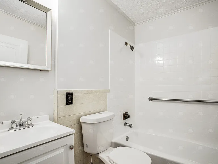 4309 College Ave — Photo 16