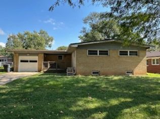 606 N Highland Park Dr, Mulvane, KS 67110
