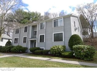 55 Staffordshire Ln, Concord, MA 01742
