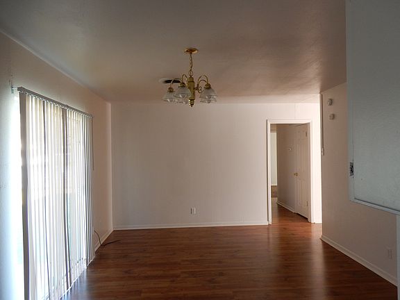3rd image of 1417 West Ln