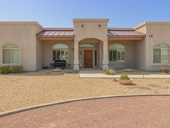 2nd image of 8484 S Camino Loma Alta