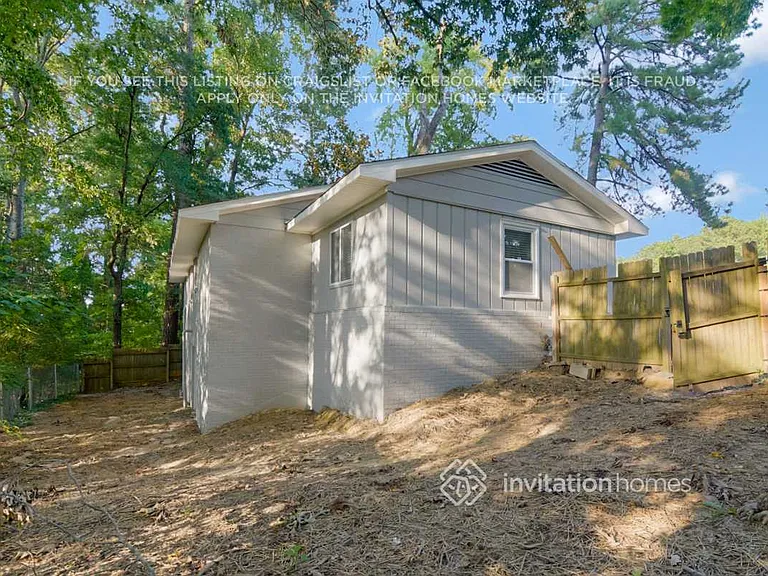 206 Park Ave — Photo 24
