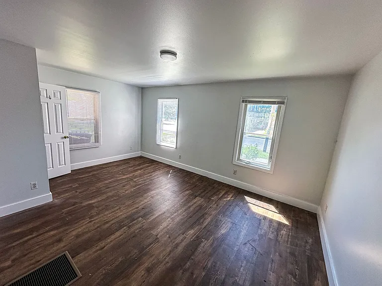 64 Grant Street — Photo 18