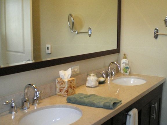 4th image of 190 Harbor Square Loop NE Unit C430