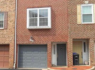 958 S Rolfe St, Arlington, VA 22204