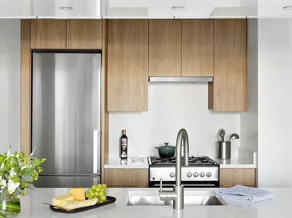 666 Greenwich St, New York, NY