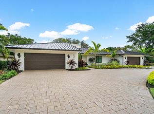 6390 Eastpointe Pines St, Palm Beach Gardens, FL 33418